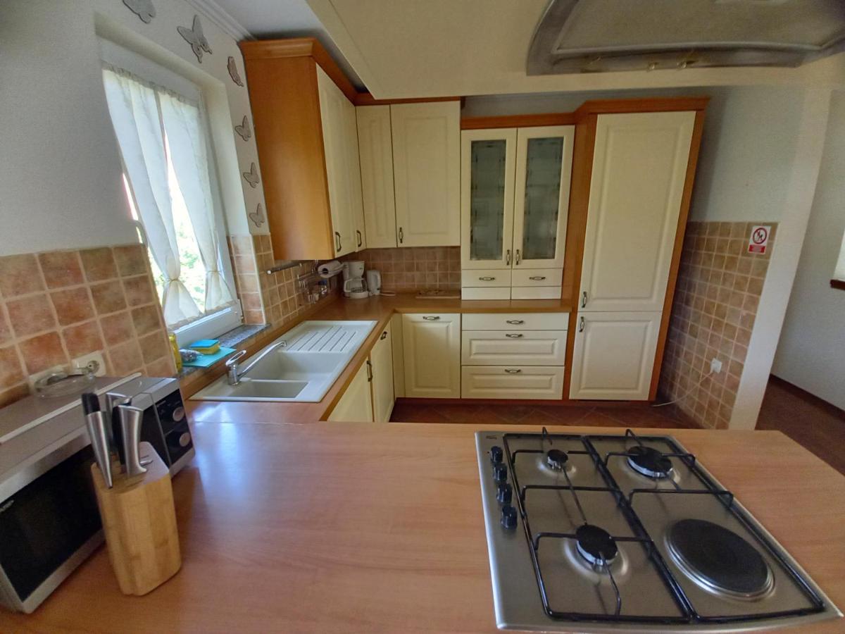 Apartmani Dijana Palit Zewnętrze zdjęcie